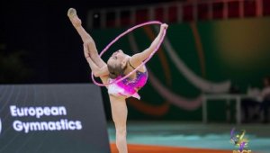 Жалко! Стилияна Николова остана без медал на обръч на Световното