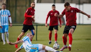  Локо Сф  резна турци за звездата си