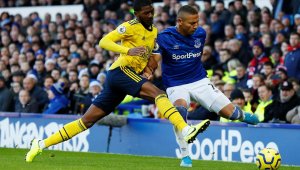 Скука! Карлето и Артета изгледаха слабо 0:0 между Евертън и Арсенал