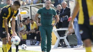 Израелци отмъкват треньора на Литекс