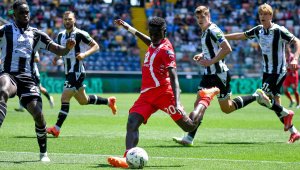 Монца удари Удинезе за втори успех през сезона