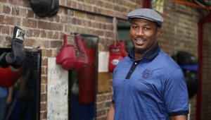 Ленъкс Люис: Това между Макгрегър и Мейуедър ще е някакъв фарс