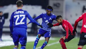 Френски слабаци в битка за ас на Левски