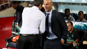 Зизу: Не мога да си представя Ла Лига без Барса