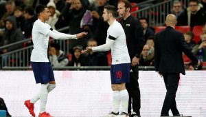 Уникално: Английски национал донесе 17 000 паунда на дядо си