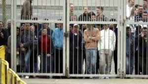 Рийкард се уплаши и затвори тренировката на Барса