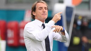 Манчини за рекорда: Изоставаме с трофеите