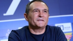 Какво ще стане с Левски? Анкетата на Божков приключи