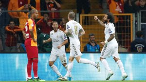 Реал и Зидан оцеляха в Истанбул