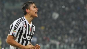 Юве не пуска Дибала в Барса