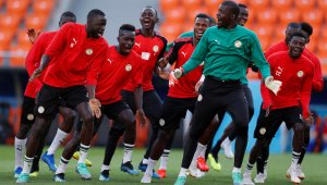 Футболистите на Сенегал загряват с танци + ВИДЕО