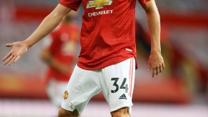 Голът? Ван де Беек разочарован от загубата на Юнайтед 