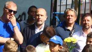 Отложиха пресконференцията на "син" шеф