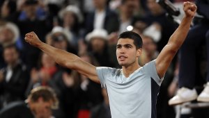 Карлос Алкарас мачка на "Ролан Гарос"