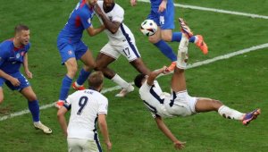 Белингам: Почувствах се като Роналдо, след като опънах Словакия