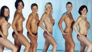 Волейболистки свалят дрехите за пари и каузи