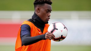 Става интересно! Байерн готви нова оферта за Хъдсън-Одой, Дортмунд също се намесва