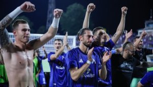 Синът на Вили Вуцов поддържа форма с преходи