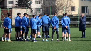 Мачовете по телевизията днес, 18 януари