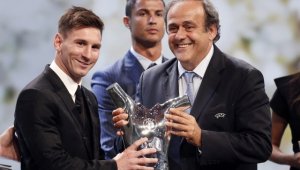 Меси, Кристиано и 8 други се борят за Играч №1 на УЕФА