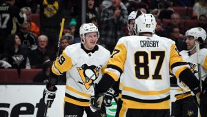 Пингвините с нов успех, обърнаха Патоците от 0:3 до 7:4