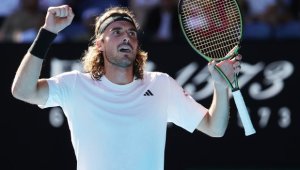 Отнета ли е шофьорската книжка на Циципас? Адвокатът на звездата каза истината