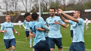 Дунав разказа играта на Славия