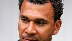 Гулит: Милан има предимство в средата на терена