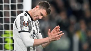 Шеф на Юве: Долу ръцете от Влахович