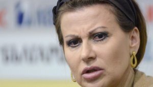 СКАНДАЛ: Илиана Раева изригна срещу клюките: Лъжци Безбожни!
