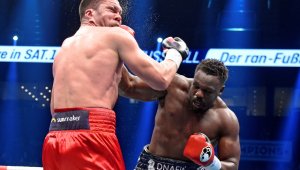 Антъни Джошуа мисли Кобрата за малка гара