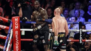 Жалко: Фюри е с коронавирус, отлагат мача с Уайлдър