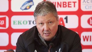 Любо Пенев: Едни бият със спорна дузпа, а на други им се отнема победата