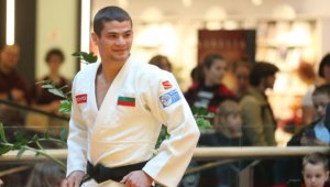 Марк Христов ще се бори за бронза на Европейското