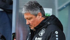 Разкриха подробности за състоянието на Любо Пенев 