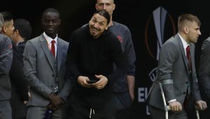 "Старата дама" към Ибра: Нямаме пари, но с нас можеш да го направиш за сефте