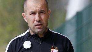 В Португалия: Жардим сменя Енрике начело на Барса