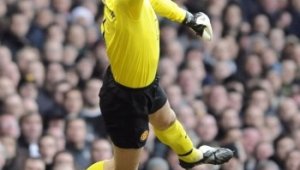 Аякс привлече сина на Едвин ван дер Сар