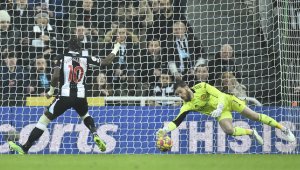 Вдъхновен Нюкасъл изпусна Юнайтед! Червените дяволи докопаха щастливо 1:1