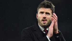 Бивш халф на Червените дяволи е фаворит за Мидълзбро