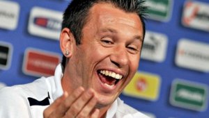 Делово предложение: Кралят на порното кани Касано във филм