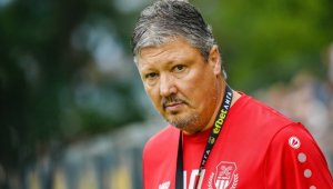 Хебър каза дали ще бие шута на Любо Пенев