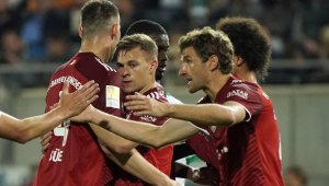 Хегемон: Байерн гази с 10 души и щипка мързел