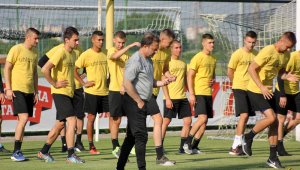 Контролата Ботев &ndash;  Арда пропадна заради Първа лига