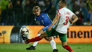 Гризман се хвали със снимка с български фен + СНИМКА