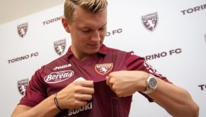 Ливърпул и ПСЖ в битка за защитник на Торино