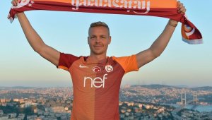 Галатасарай взе герой от Евро 2016