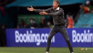 Луис Енрике остава селекционер на Испания до 2024 г.