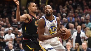 Дежа вю! Кевин Дюрант отново се превърна в кошмар за Кливланд