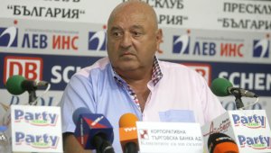 Венци Стефанов към Стойчо Стоилов: Заставай мирно пред Стоичков!
